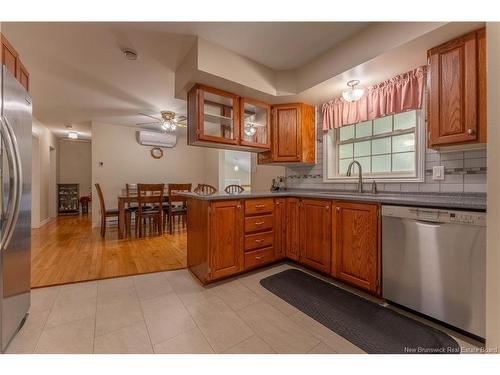 8 Hillcrest Dr, St George, NB 