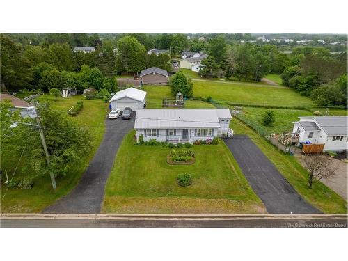 8 Hillcrest Dr, St George, NB 