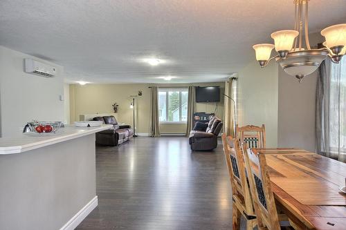 Living room - 66 Av. Victor, Rouyn-Noranda, QC - Indoor Photo Showing Dining Room