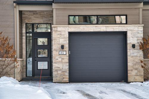 Garage - 402 Allée De L'Académie, Mont-Tremblant, QC 