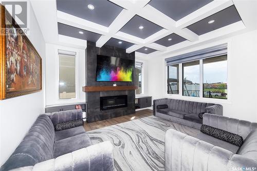 124 Forsey Avenue, Saskatoon, SK - Indoor Photo Showing Living Room With Fireplace