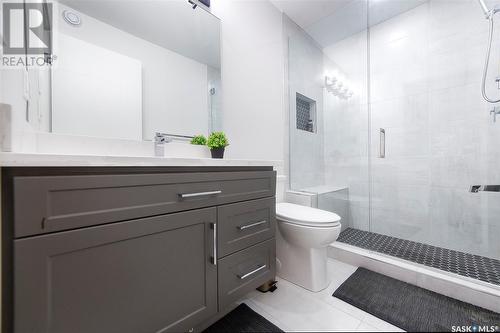 124 Forsey Avenue, Saskatoon, SK - Indoor Photo Showing Bathroom