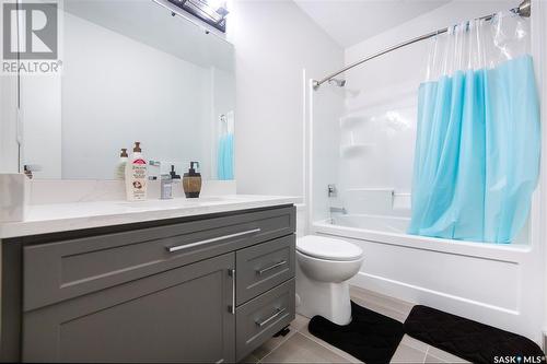 124 Forsey Avenue, Saskatoon, SK - Indoor Photo Showing Bathroom