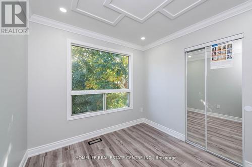 79 Fox Run, Barrie, ON - Indoor Photo Showing Other Room