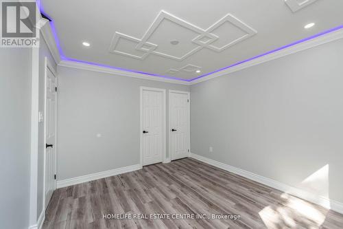 79 Fox Run, Barrie, ON - Indoor Photo Showing Other Room