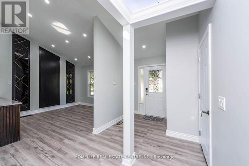 79 Fox Run, Barrie, ON - Indoor Photo Showing Other Room