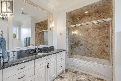 3122 Cedar Springs Road, Burlington, ON - Indoor Photo Showing Bathroom