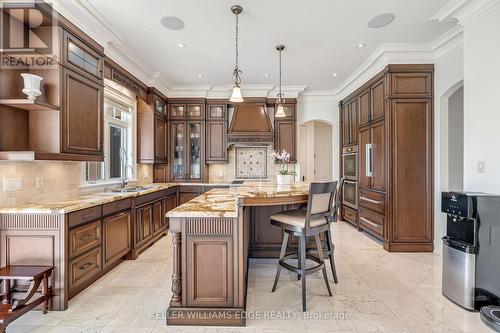 3122 Cedar Springs Road, Burlington, ON - Indoor Photo Showing Kitchen With Upgraded Kitchen
