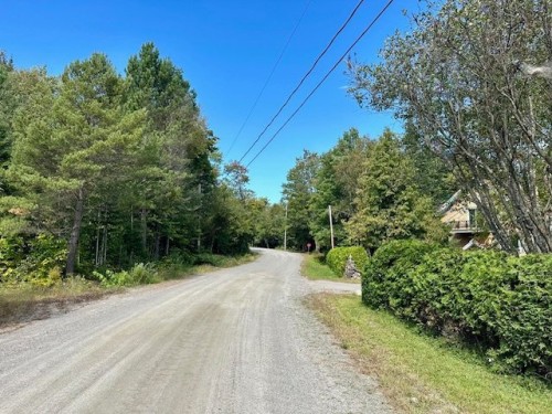 Rue - 465E Avenue, Saint-Hippolyte, QC 