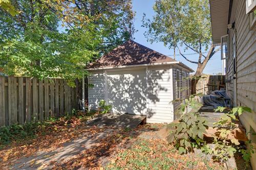 Remise - 198 Rue St-Louis, Saint-Eustache, QC - Outdoor