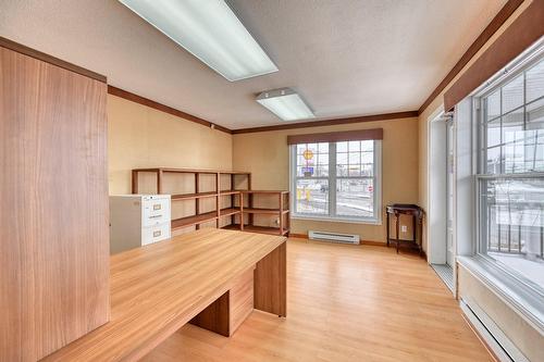 Bureau - 198 Rue St-Louis, Saint-Eustache, QC - Indoor Photo Showing Other Room