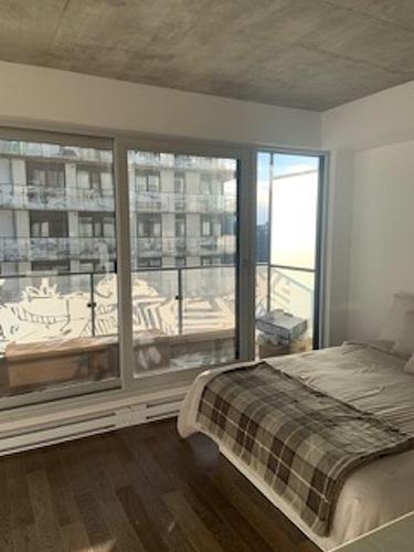 Balcon - 1559-101 Rue Peel, Montréal (Le Sud-Ouest), QC - Indoor Photo Showing Bedroom