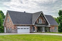 50 Rue Paquin  Sainte-Mélanie, QC J0K 3A0