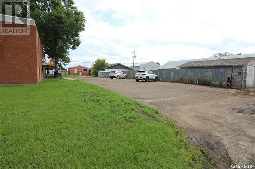 341 2Nd Street E, Shaunavon, SK - Outdoor