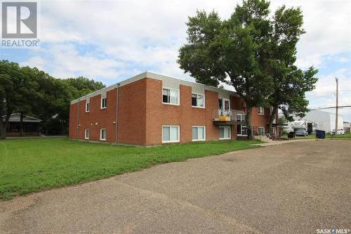 341 2Nd Street E, Shaunavon, SK - Outdoor