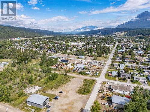 716 14Th Street, Golden, BC 