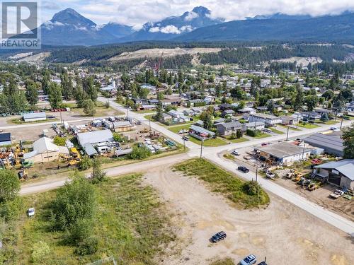 716 14Th Street, Golden, BC 