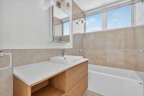 Bathroom - 302-1910 Rue Sullivan, Montréal (Le Sud-Ouest), QC - Indoor Photo Showing Bathroom