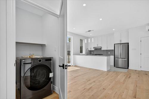 Laundry room - 302-1910 Rue Sullivan, Montréal (Le Sud-Ouest), QC - Indoor Photo Showing Laundry Room