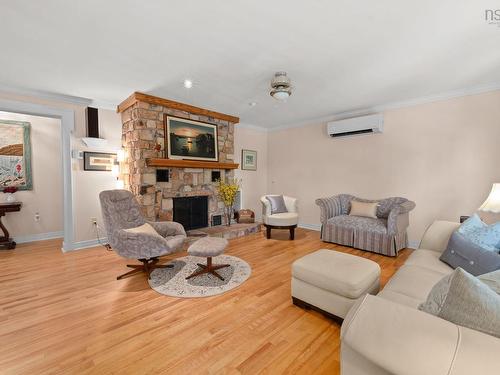 940 Young Avenue, Halifax, NS 