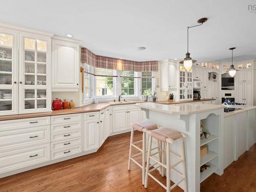 940 Young Avenue, Halifax, NS 