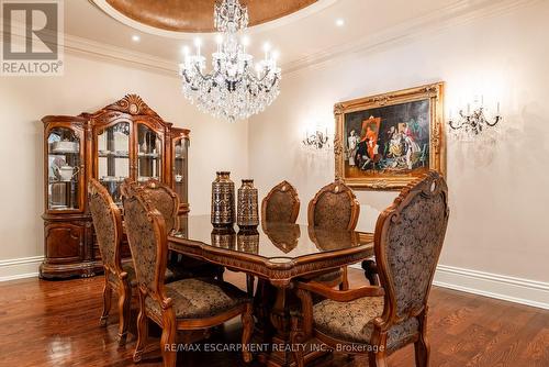 2594 Bluffs Way, Burlington, ON - Indoor Photo Showing Dining Room