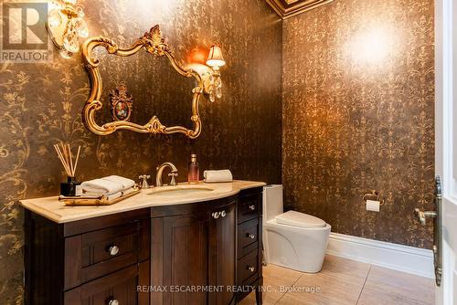 2594 Bluffs Way, Burlington, ON - Indoor Photo Showing Bathroom