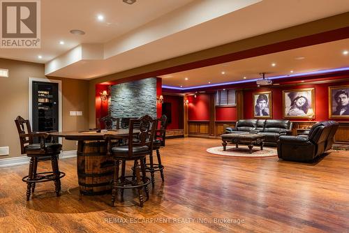 2594 Bluffs Way, Burlington, ON - Indoor