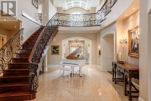 2594 Bluffs Way, Burlington, ON - Indoor Photo Showing Other Room