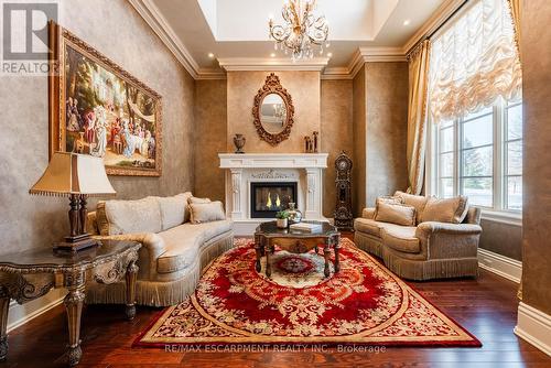 2594 Bluffs Way, Burlington, ON - Indoor Photo Showing Living Room With Fireplace