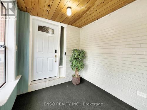 24 GENTRY CRESCENT  Richmond Hill, ON L4C 2G9