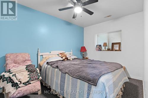 21 Mccutcheon Road, Mulmur, ON - Indoor Photo Showing Bedroom