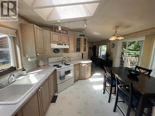 690 Copper Avenue N, Greenwood, BC 