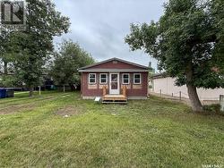 224 Front STREET  Eastend, SK S0N 0T0