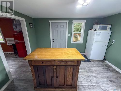224 Front Street, Eastend, SK - Indoor