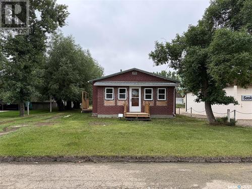 224 Front Street, Eastend, SK - Outdoor
