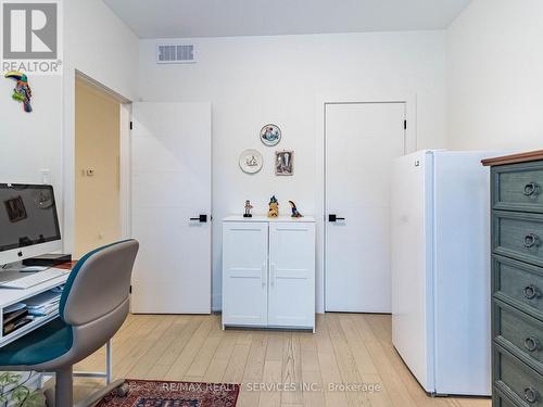 18 Princeton Common Street, St. Catharines, ON - Indoor Photo Showing Other Room