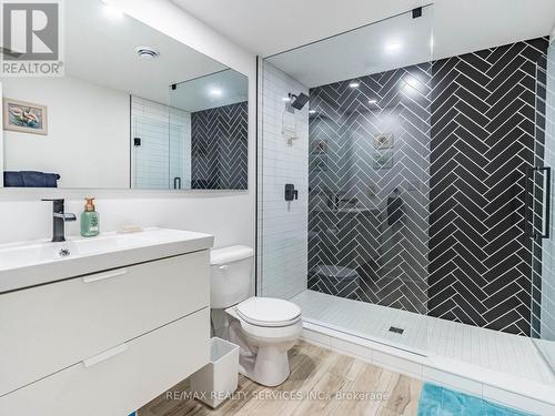 18 Princeton Common Street, St. Catharines, ON - Indoor Photo Showing Bathroom