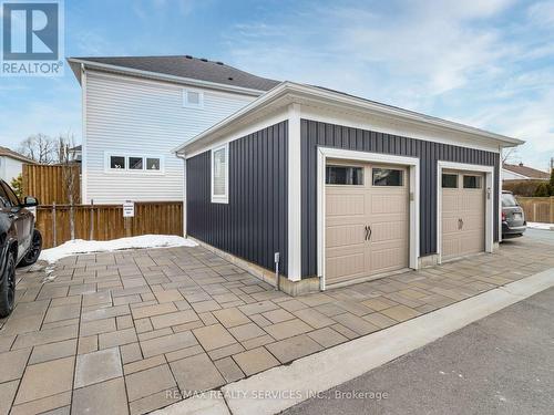 18 Princeton Common Street, St. Catharines, ON - Outdoor With Exterior