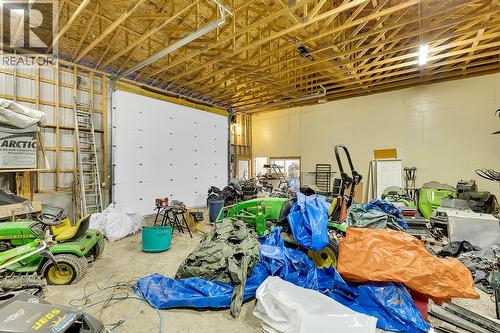 7992 Falcon Ridge Crescent, Kelowna, BC - Indoor