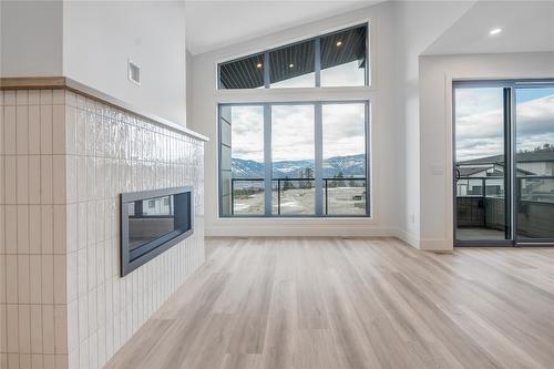 101-1100 Antler Drive, Penticton, BC - Indoor With Fireplace