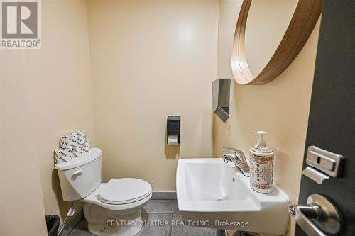 41 Baldwin Street, Toronto, ON 