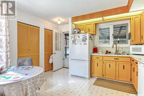 201 2Nd Avenue, Lajord Rm No. 128, SK - Indoor Photo Showing Kitchen