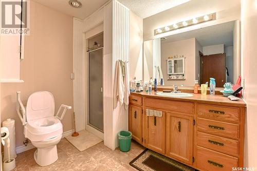 201 2Nd Avenue, Lajord Rm No. 128, SK - Indoor Photo Showing Bathroom