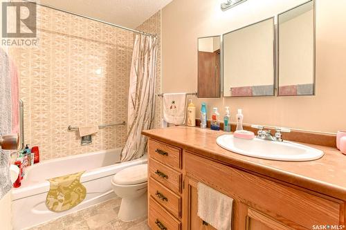 201 2Nd Avenue, Lajord Rm No. 128, SK - Indoor Photo Showing Bathroom