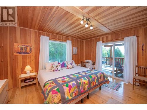 296 Trinity Valley Road, Lumby, BC - Indoor Photo Showing Bedroom