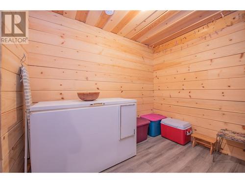 296 Trinity Valley Road, Lumby, BC - Indoor Photo Showing Laundry Room