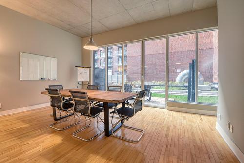 Primary bedroom - 88 Rue Des Soeurs-Grises, Montréal (Ville-Marie), QC - Indoor Photo Showing Dining Room