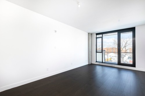 Living room - 422-1900 Rue Suzanne-Coallier, Montréal (Saint-Laurent), QC - Indoor Photo Showing Other Room