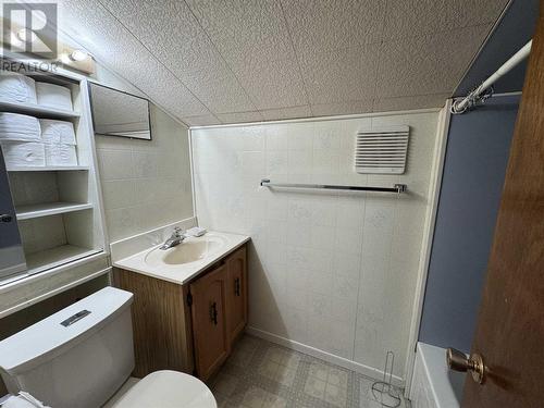 162 Martel Rd, Chapleau, ON - Indoor Photo Showing Bathroom
